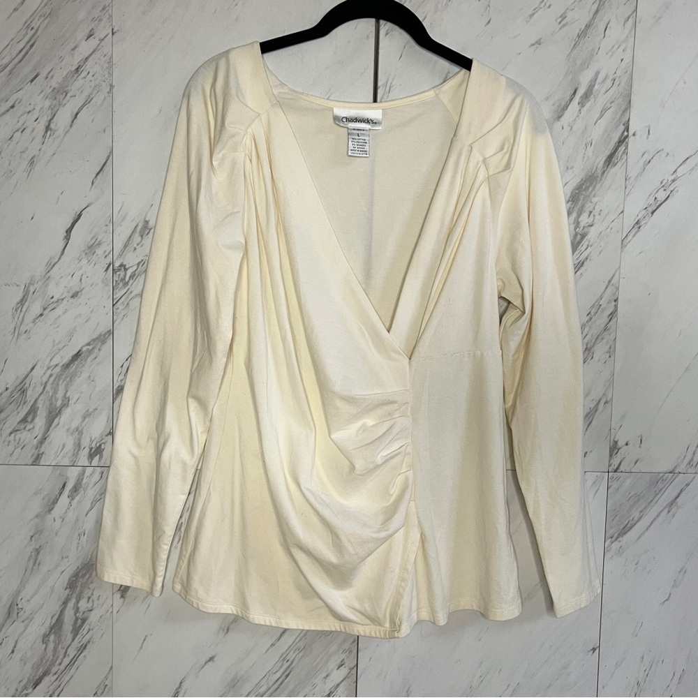 3/$60 Chadwick's Ruched Wrap Long Sleeve V-Neck Cream Top SZ L